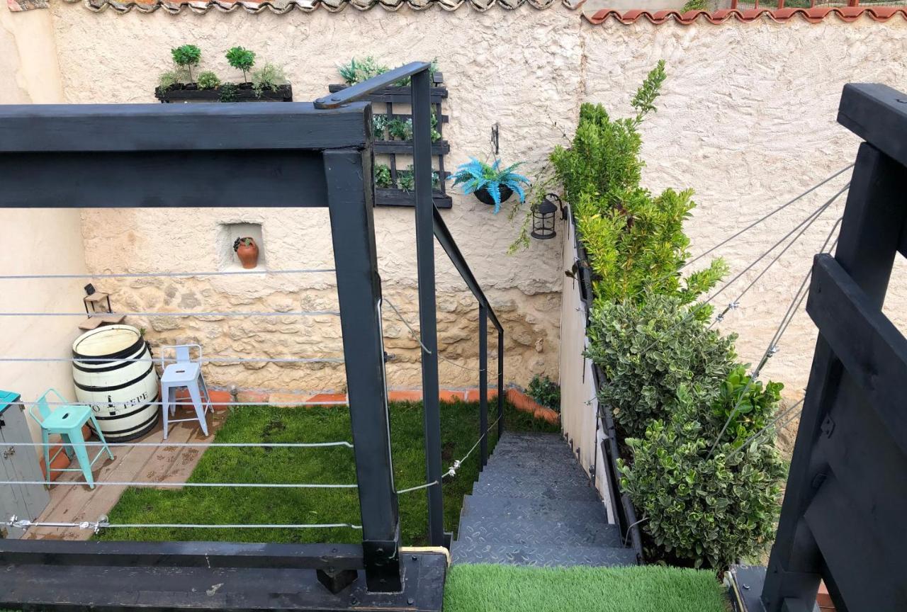 Casa Rural Atelier - Jardin Y Terraza Velliza ภายนอก รูปภาพ
