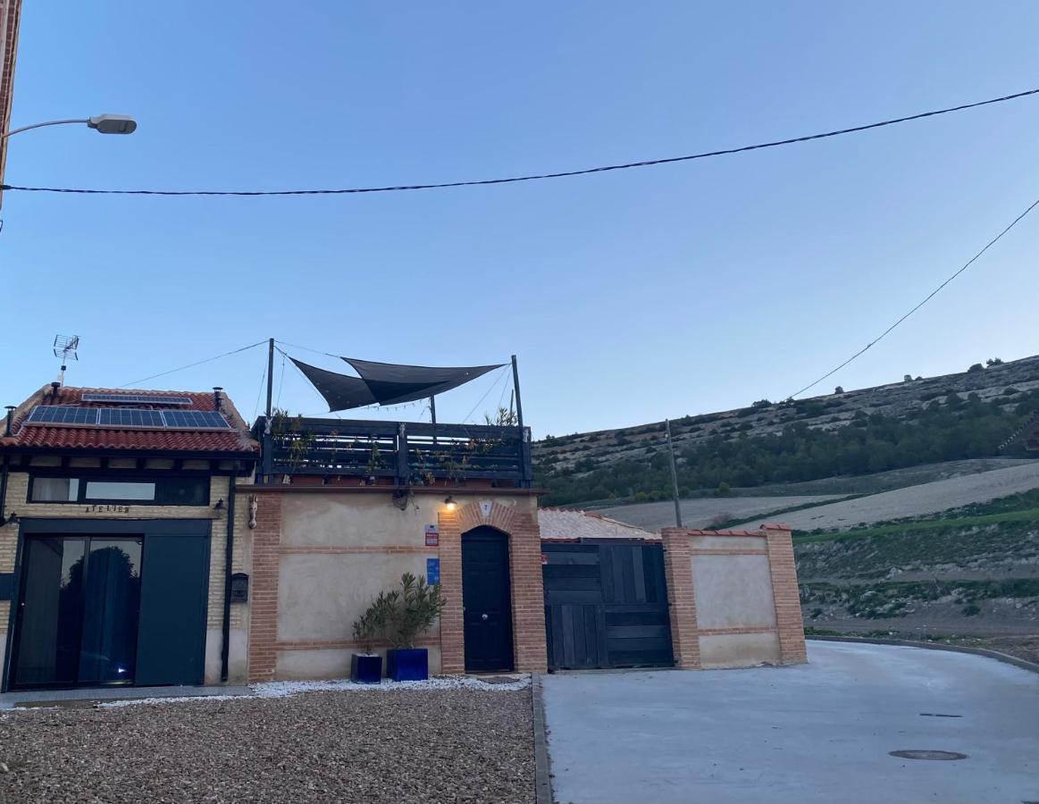 Casa Rural Atelier - Jardin Y Terraza Velliza ภายนอก รูปภาพ